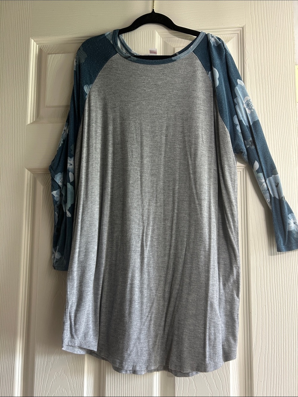 LuLaRoe Grey Tunic with Blue Floral Raglan Sleeves